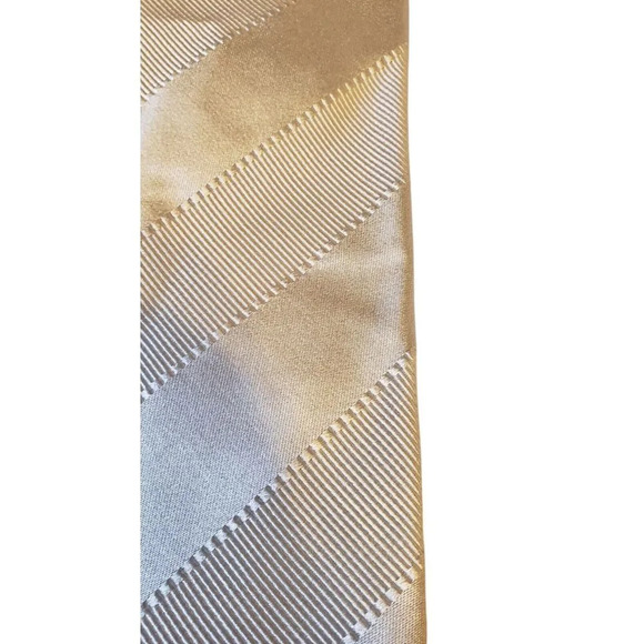 Brioni Neck Tie Mens Luxury Designer Gray Solid Textured‎ Stripe Italian Silk - Picture 2 of 12